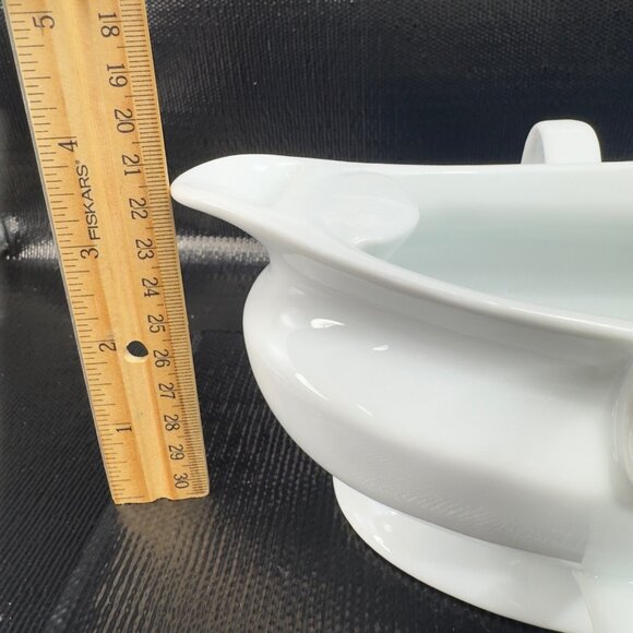 Denmark Oven To Table White Stoneware Ceramic Gravy Boat Sauce Dish With Handles - Picture 3 of 12